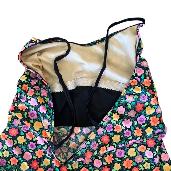 Vintage Pacific Connections Vibrant Floral Skirted One Piece Swimsuit - Picture 4 of 6